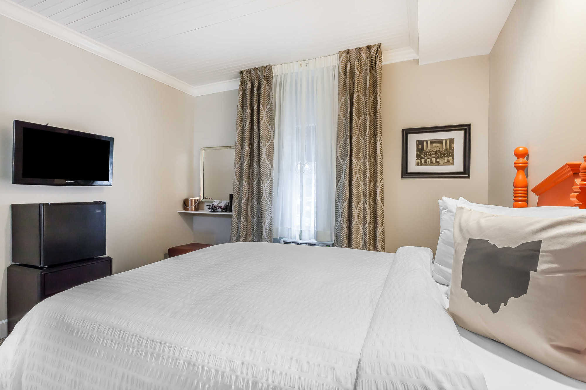 The Aurora Inn Hotel And Event Center Zimmer foto