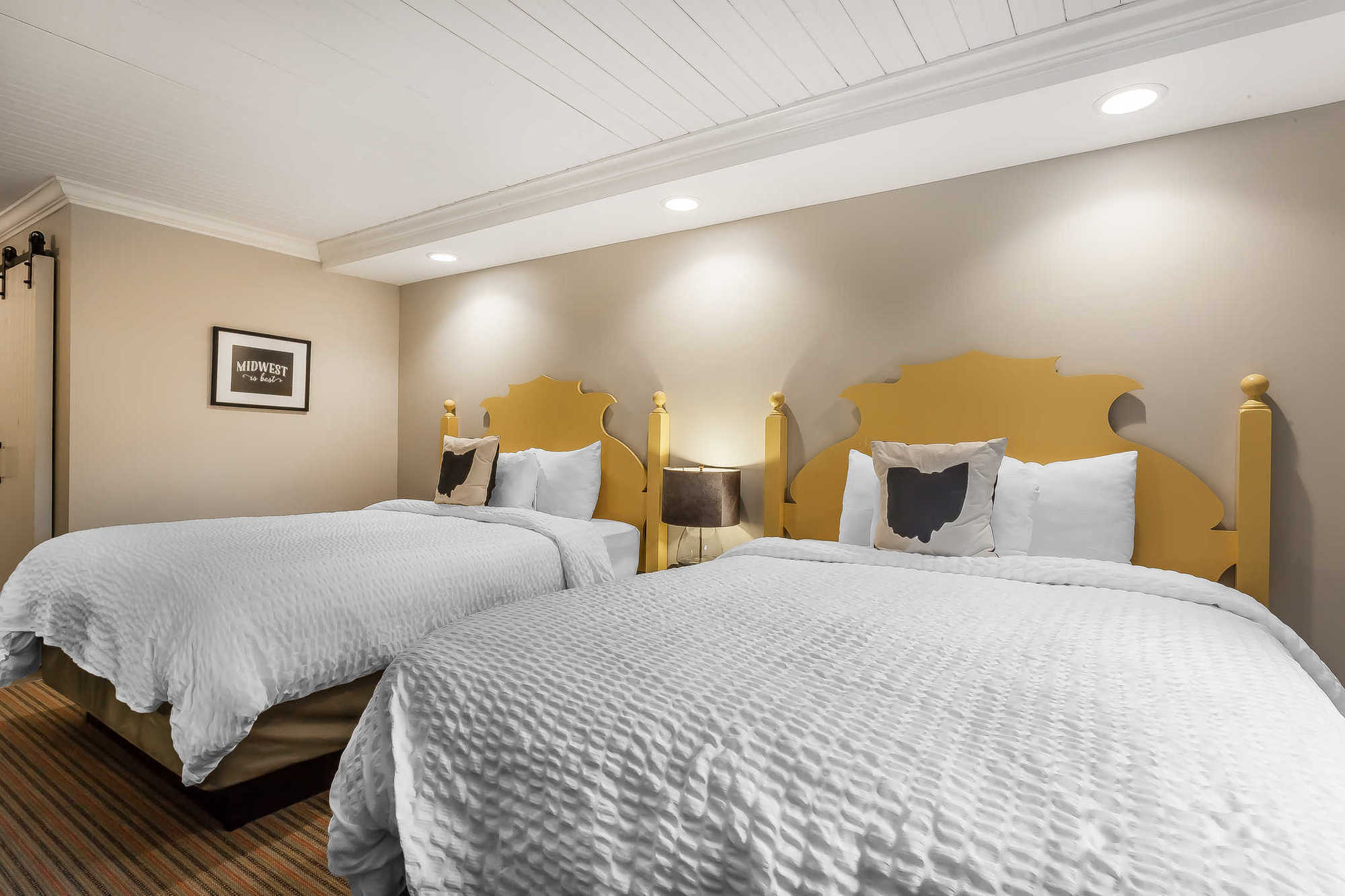 The Aurora Inn Hotel And Event Center Zimmer foto